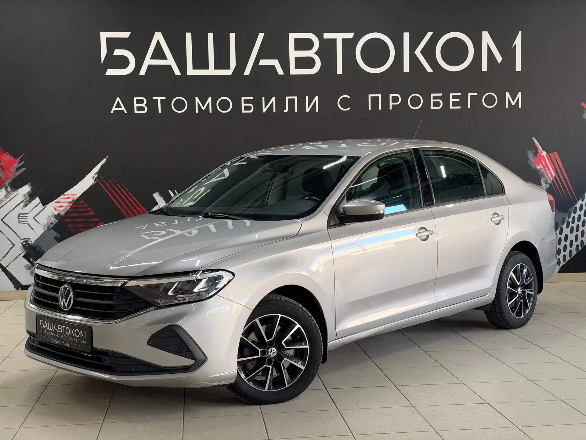 Volkswagen Polo 1.6 AT (110 л.с.), 2021, фото 1