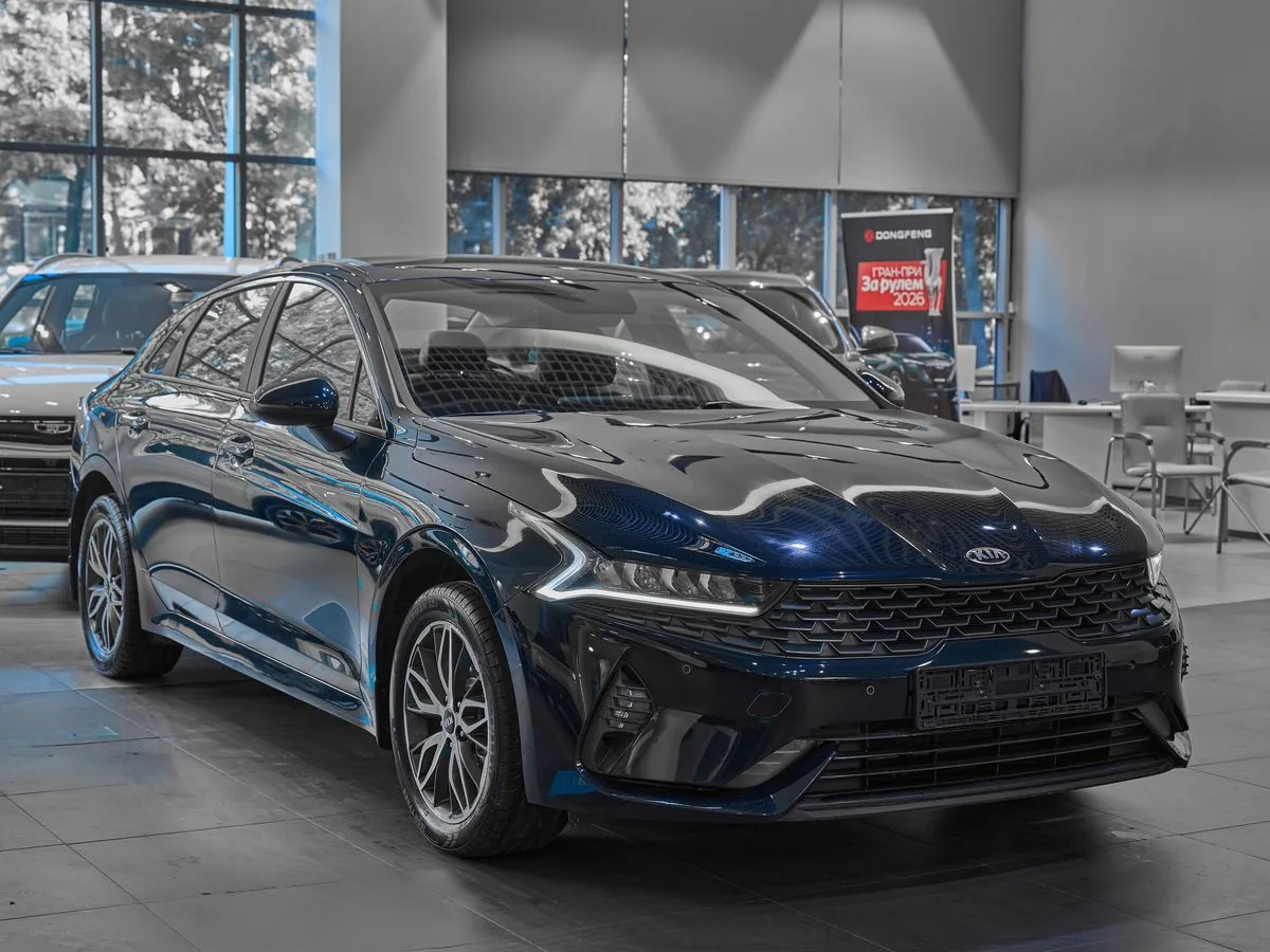 Kia, K5, 2.0 л., АТ, 2021 г., 190 000 км, фото 1