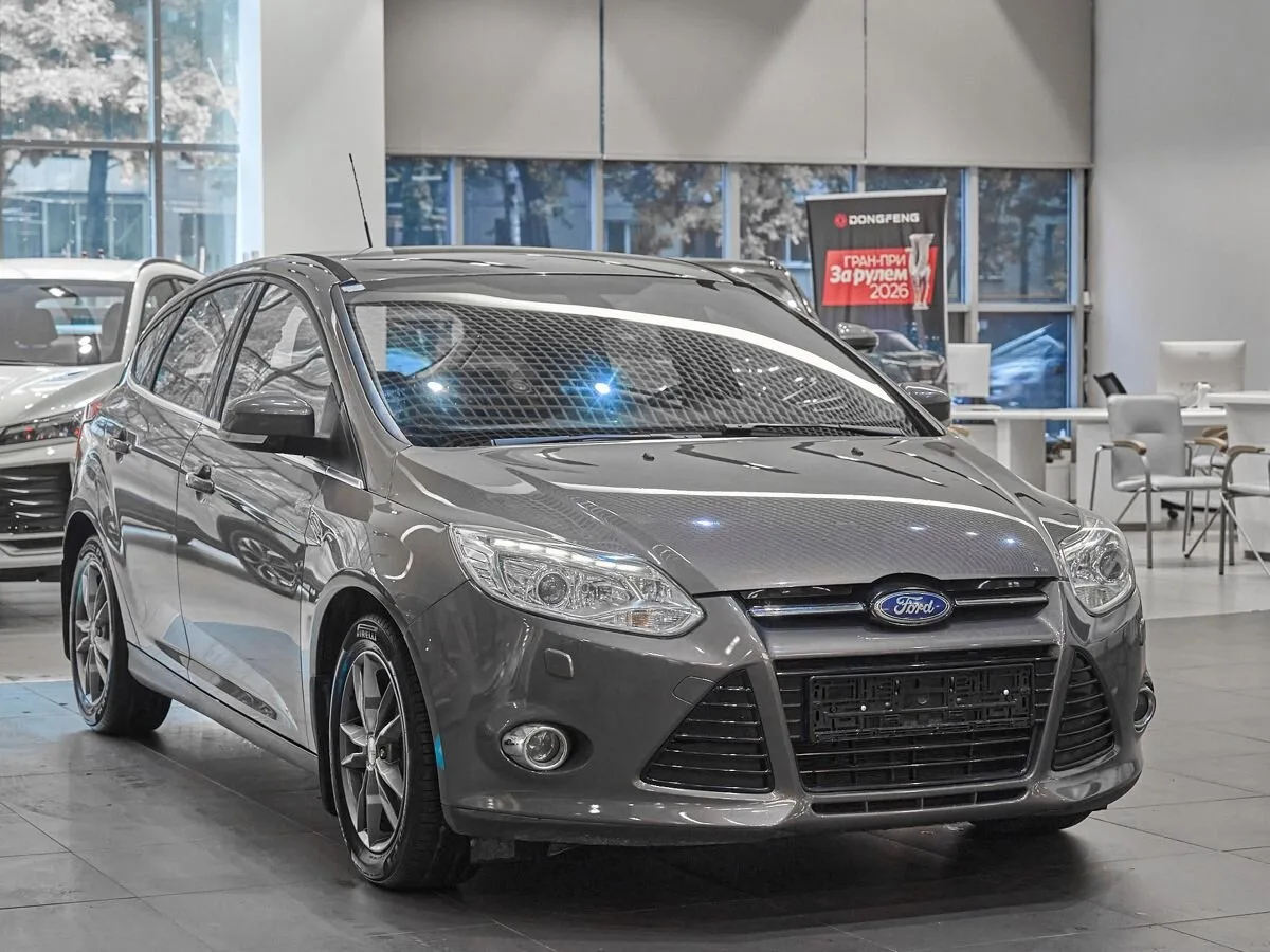 Ford, Focus, 1.6 л., АМТ, 2013 г., 82 300 км, фото 1