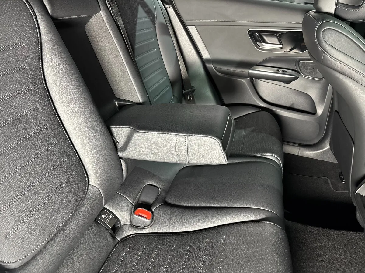 Фото 18 из 19